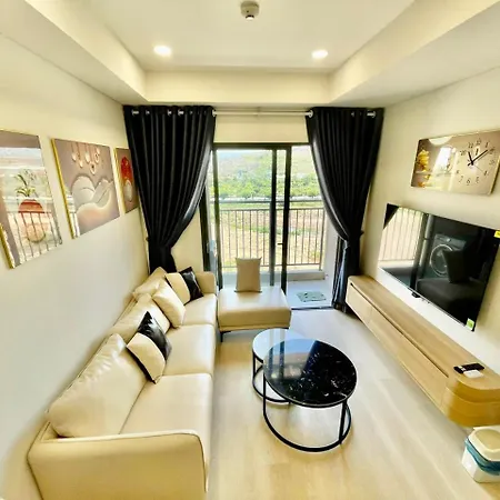 10605 Holiday Apartment